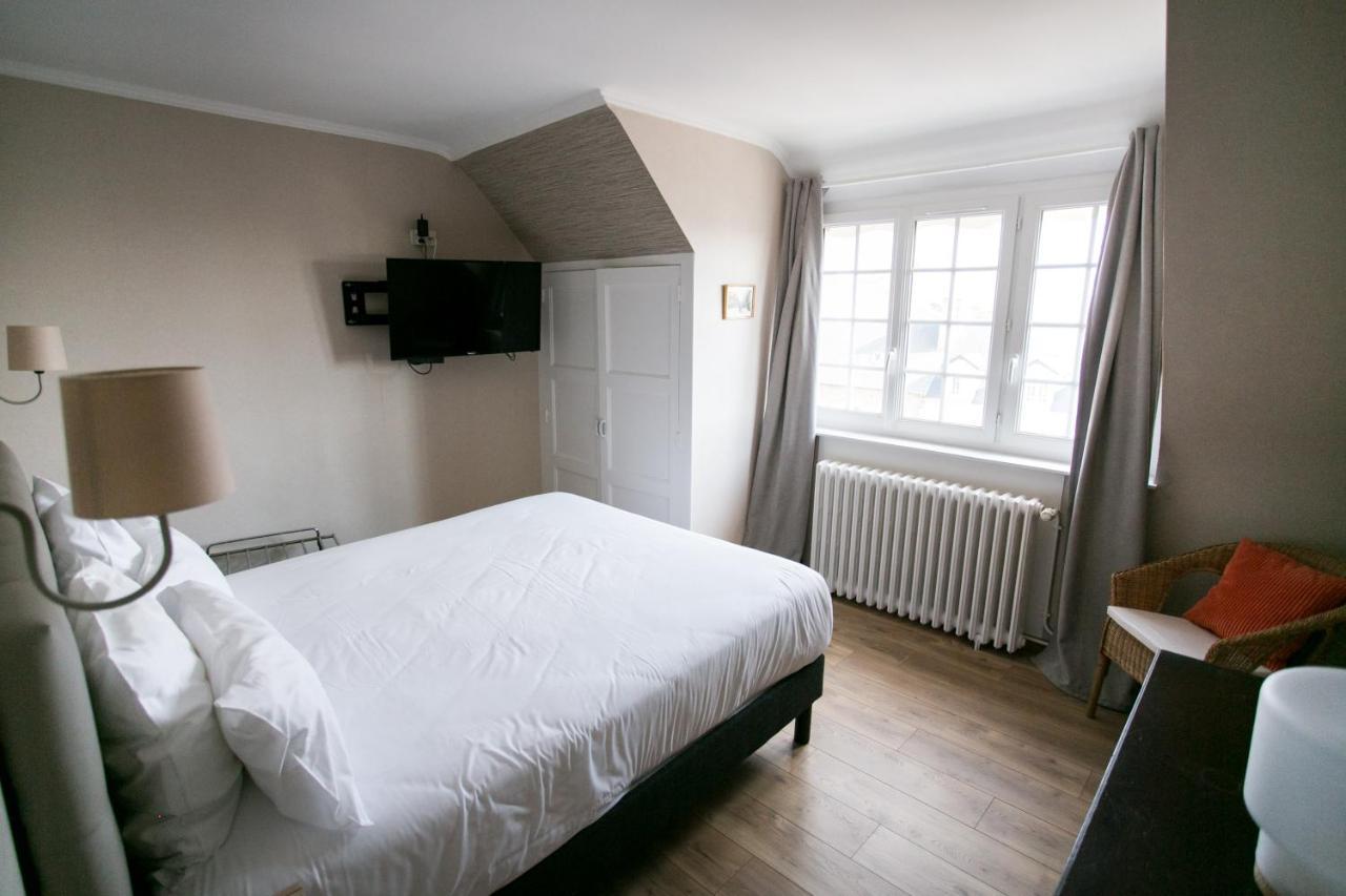 Le Cotentin Appart'Hotels & Restaurant Le Cot' ปอร์ไบ ภายนอก รูปภาพ